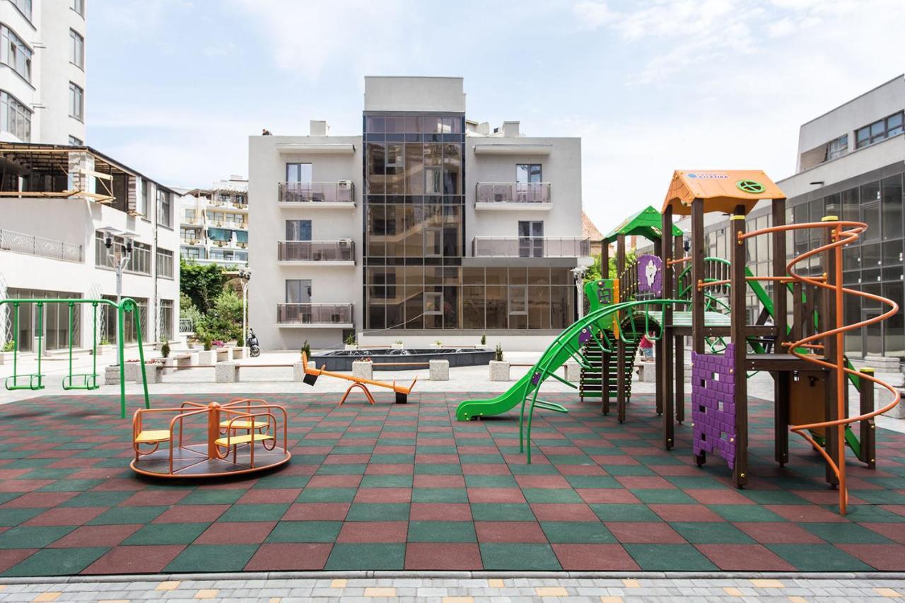 Gagarin Plaza Apartment 70 Square Metres On 12Th Floor Odessa Esterno foto